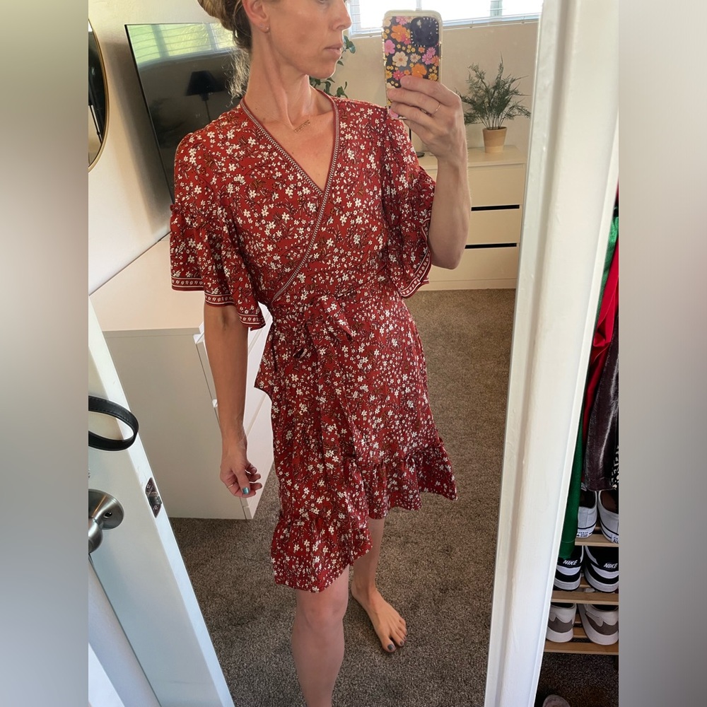 Max Studio Floral Wrap Dress (size: M)